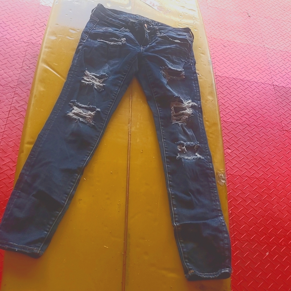 American eagle outfitter super low rise distressed jeggings